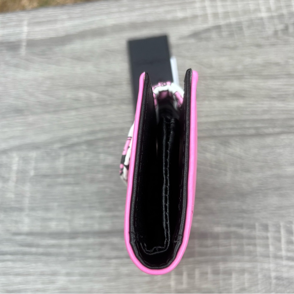 Ed Hardy Hot Pink Leather Wallet with White Tattoo-Flap - Picture 11 of 15